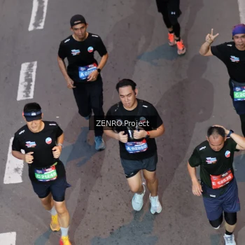 Runner Photo 3888212