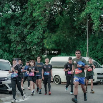 Runner Photo 3888253