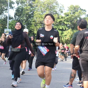 Runner Photo 3888274