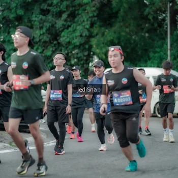 Runner Photo 3888276