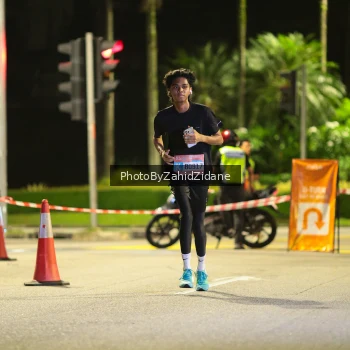Runner Photo 3888281