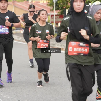 Runner Photo 3888285