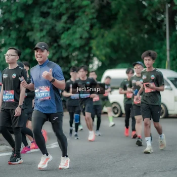 Runner Photo 3888301