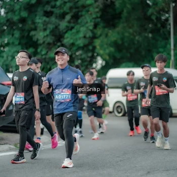 Runner Photo 3888303