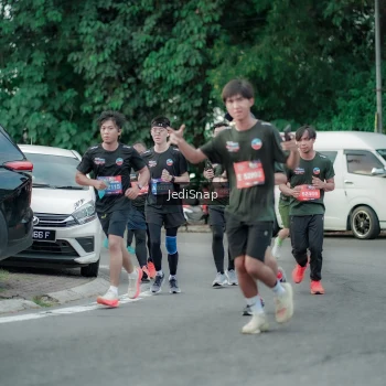 Runner Photo 3888304