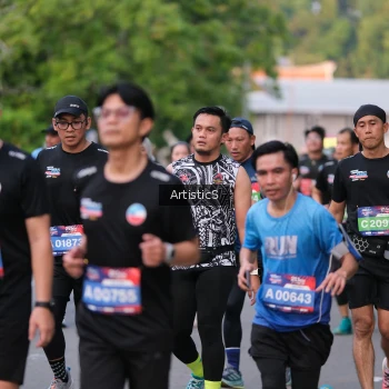 Runner Photo 3888315