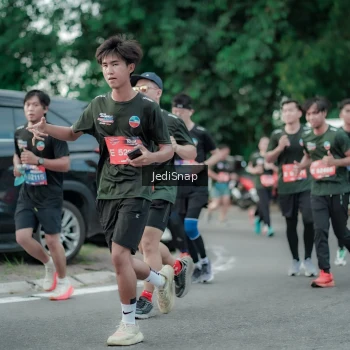 Runner Photo 3888323