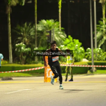 Runner Photo 3888325