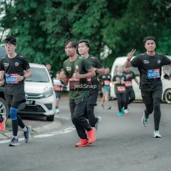 Runner Photo 3888326