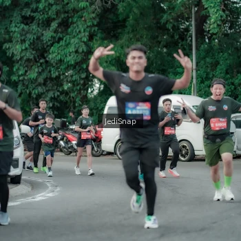 Runner Photo 3888334
