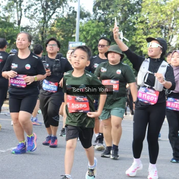 Runner Photo 3888381