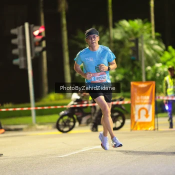 Runner Photo 3888385