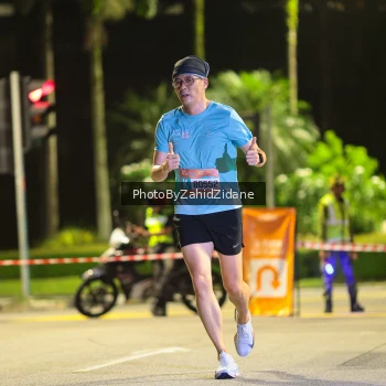 Runner Photo 3888393
