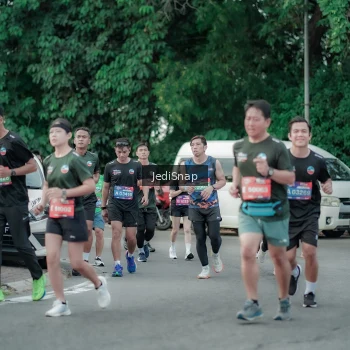 Runner Photo 3888394