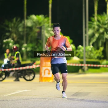 Runner Photo 3888396