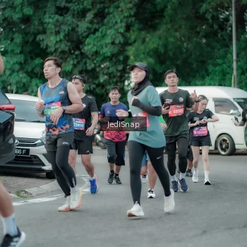 Runner Photo 3888414