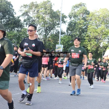 Runner Photo 3888426