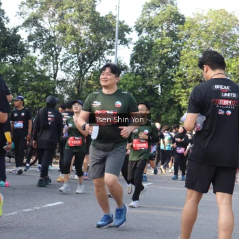 Runner Photo 3888439