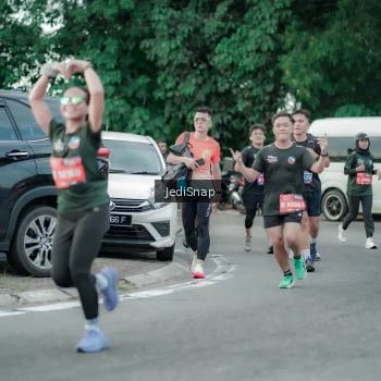 Runner Photo 3888454