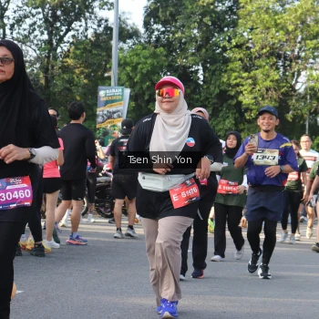 Runner Photo 3888469