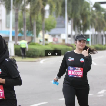 Runner Photo 3888480