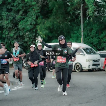 Runner Photo 3888486