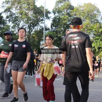 Runner Photo 3888514