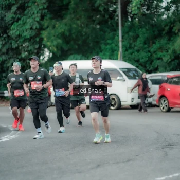 Runner Photo 3888521