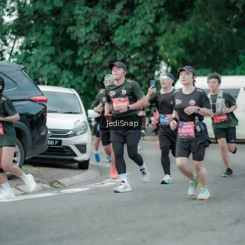 Runner Photo 3888522
