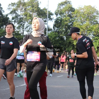 Runner Photo 3888533