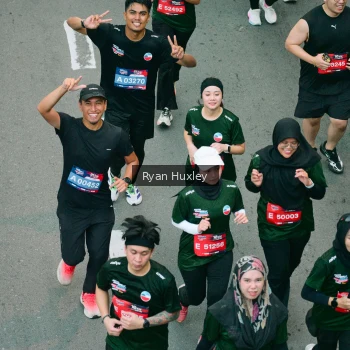 Runner Photo 3888542