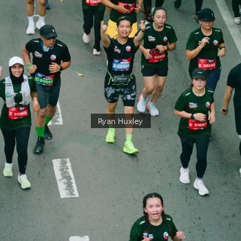 Runner Photo 3888555