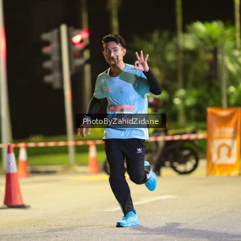 Runner Photo 3888558
