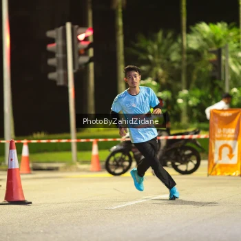 Runner Photo 3888586