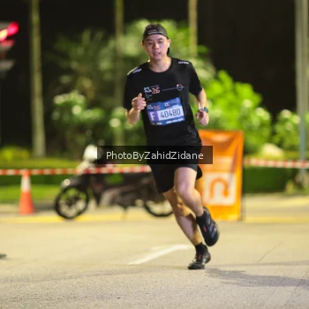 Runner Photo 3888593