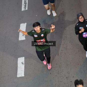 Runner Photo 3888599