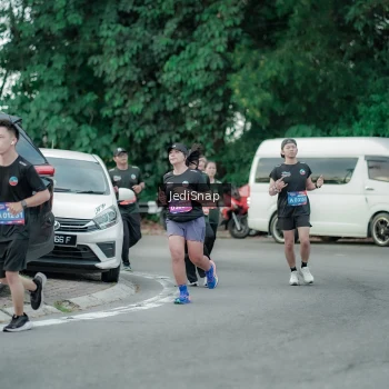 Runner Photo 3888600