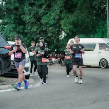 Runner Photo 3888602