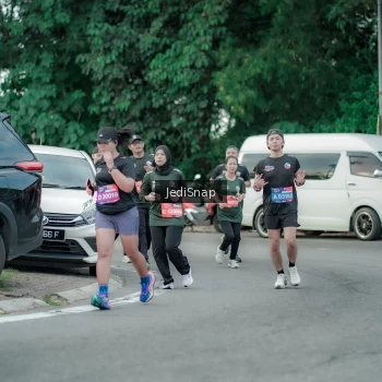 Runner Photo 3888604