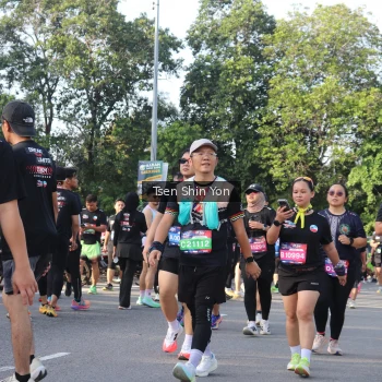 Runner Photo 3888605