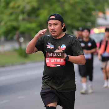 Runner Photo 3888659