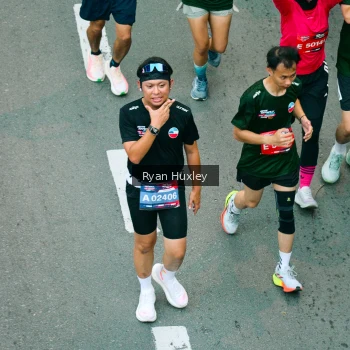 Runner Photo 3888666