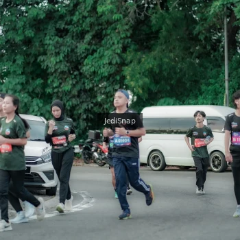 Runner Photo 3888689