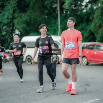 Runner Photo 3888704
