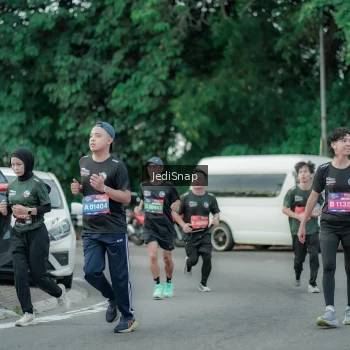 Runner Photo 3888707