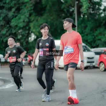 Runner Photo 3888715