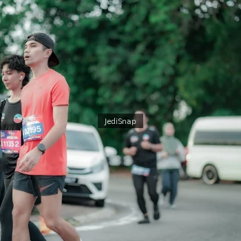 Runner Photo 3888735