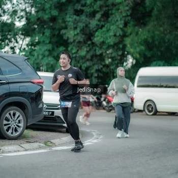 Runner Photo 3888749