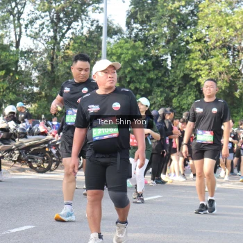 Runner Photo 3888816