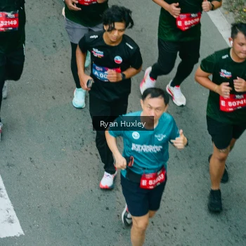 Runner Photo 3888833
